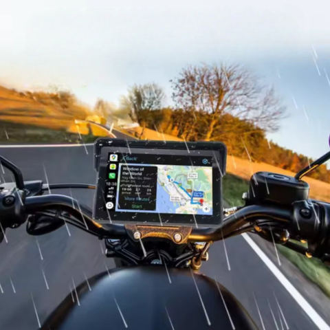 Sistema Multimediale Per Moto – Navigazione E Connettività Totale