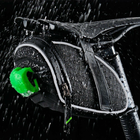 Taška na sedlo bicykla — Vodotesné úložisko a aerodynamický dizajn 