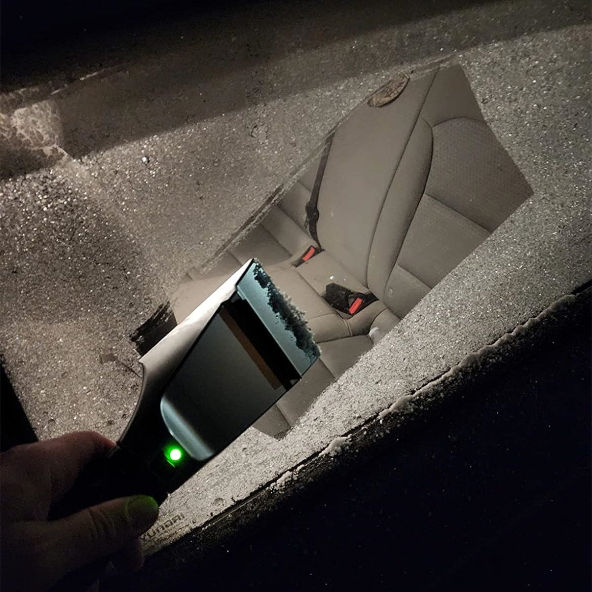 Elektrisk Iskrape 12V — Klar Frontvindu På Noen Minutter 