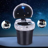Mini cenicero brillante para coche - Diseño elegante y cierre a prueba de humo