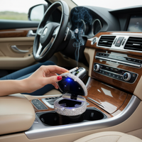 Mini cenicero brillante para coche - Diseño elegante y cierre a prueba de humo